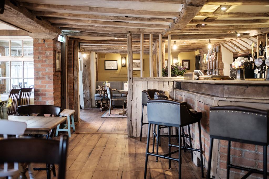 ホテル The White Hart ストックブリッジ エクステリア 写真