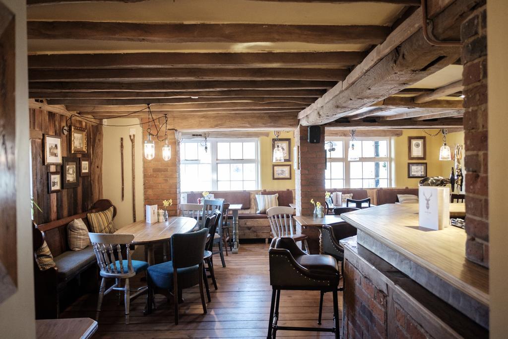 ホテル The White Hart ストックブリッジ エクステリア 写真