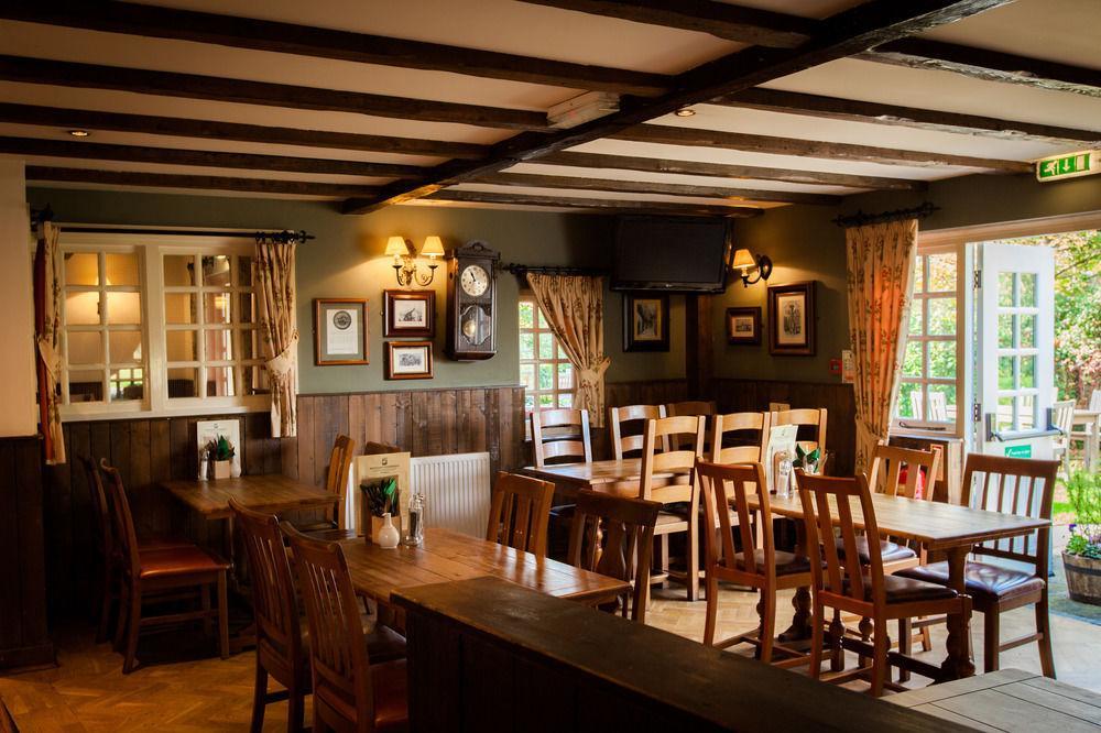 ホテル The White Hart ストックブリッジ エクステリア 写真